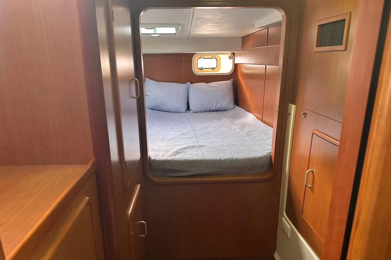 White Hawk Yacht Photos Pics 