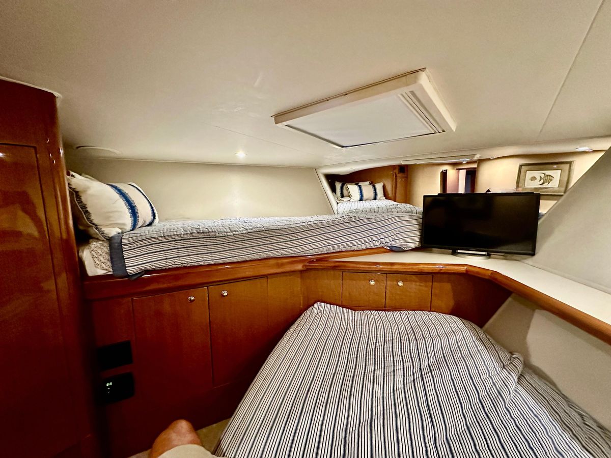 2004 Viking 56 