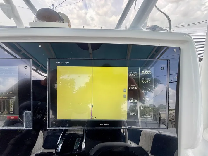  Yacht Photos Pics Garmin GPS display on 2007 Midnight Express 39 Cuddy boat dashboard.