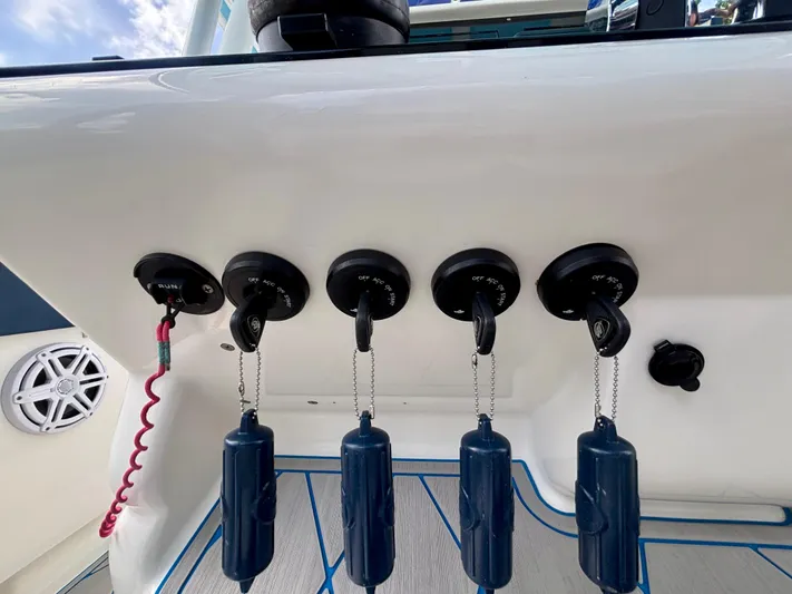  Yacht Photos Pics Control panel of a 2007 Midnight Express 39 Cuddy boat with ignition switches.