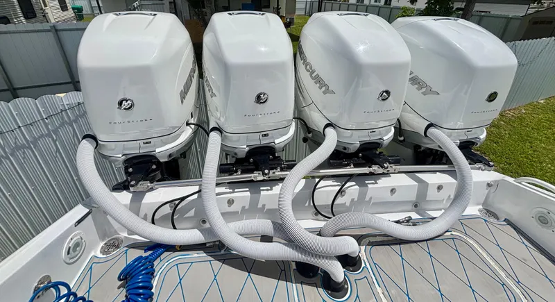  Yacht Photos Pics Four Mercury outboard engines on a 2007 Midnight Express 39 Cuddy boat.