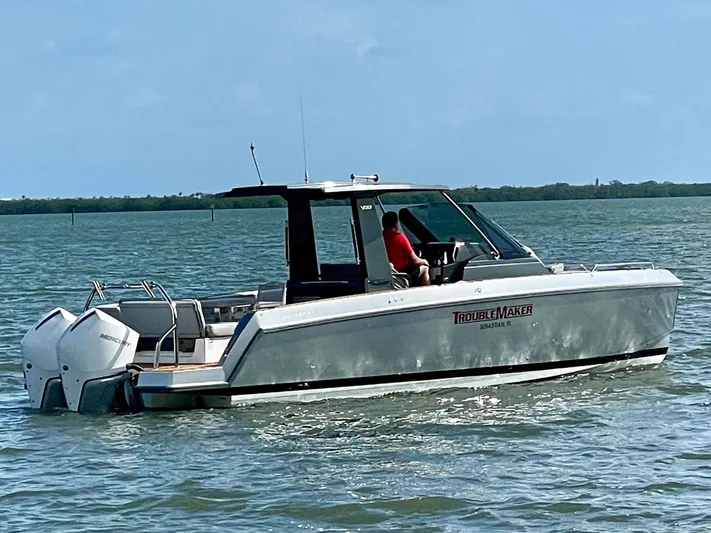 Trouble Maker Yacht Photos Pics 