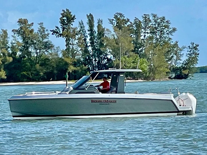 Trouble Maker Yacht Photos Pics 