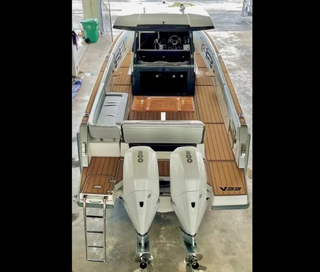 Trouble Maker Yacht Photos Pics 