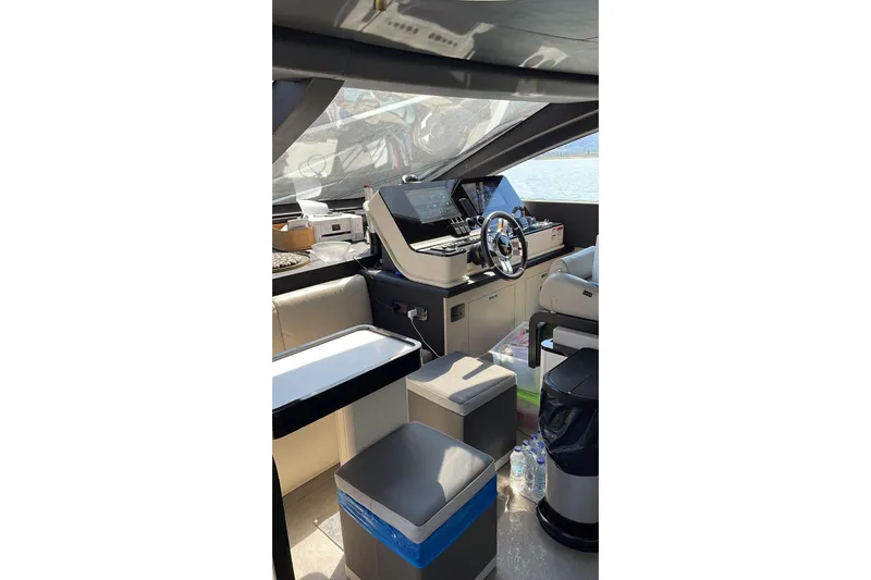 Ma Belle Yacht Photos Pics Azimut Fly 78 yacht cockpit