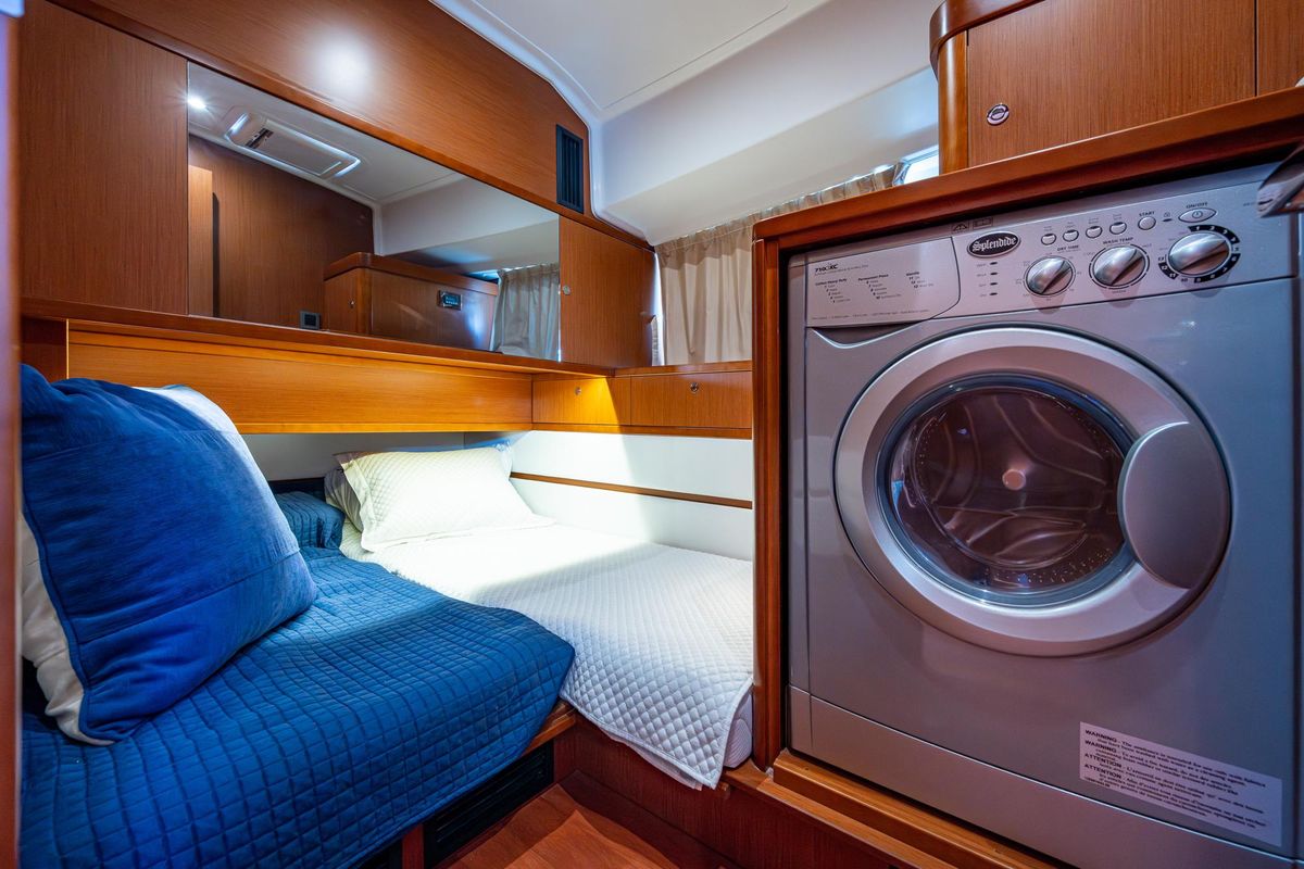 2018 Beneteau 44 