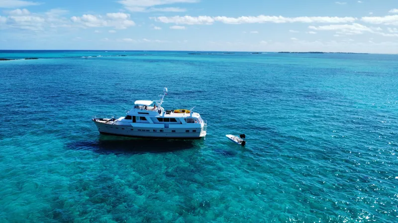 Sea Suite Yacht Photos Pics 