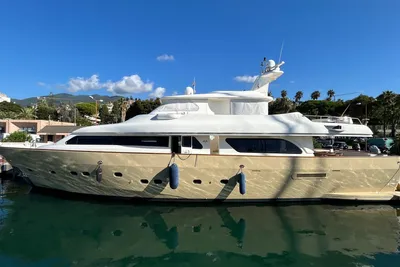 2000 Custom Line Navetta 27