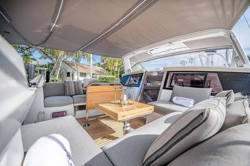 Icon Yacht Photos Pics 