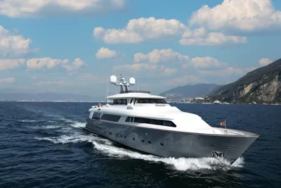 2003 Custom Line Navetta 30