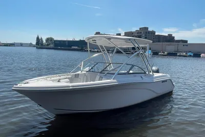 Sea Fox 228 Traveler