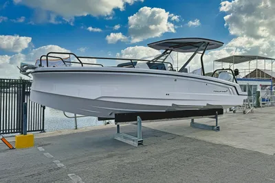 2025 Axopar 25 Cross Top