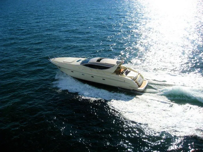 Bon Vivant Yacht Photos Pics 
