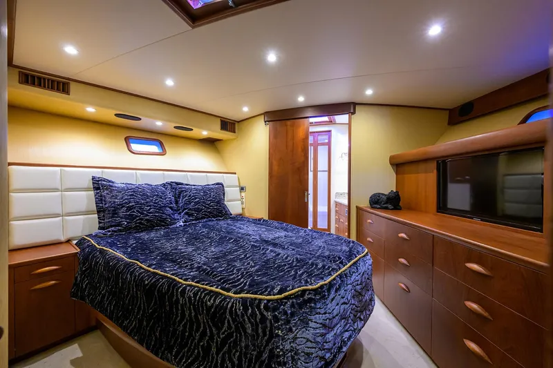 Ship's Cafe Yacht Photos Pics Luxurious cabin interior of 1987 Merritt Boat Works Sport Fisherman yacht.