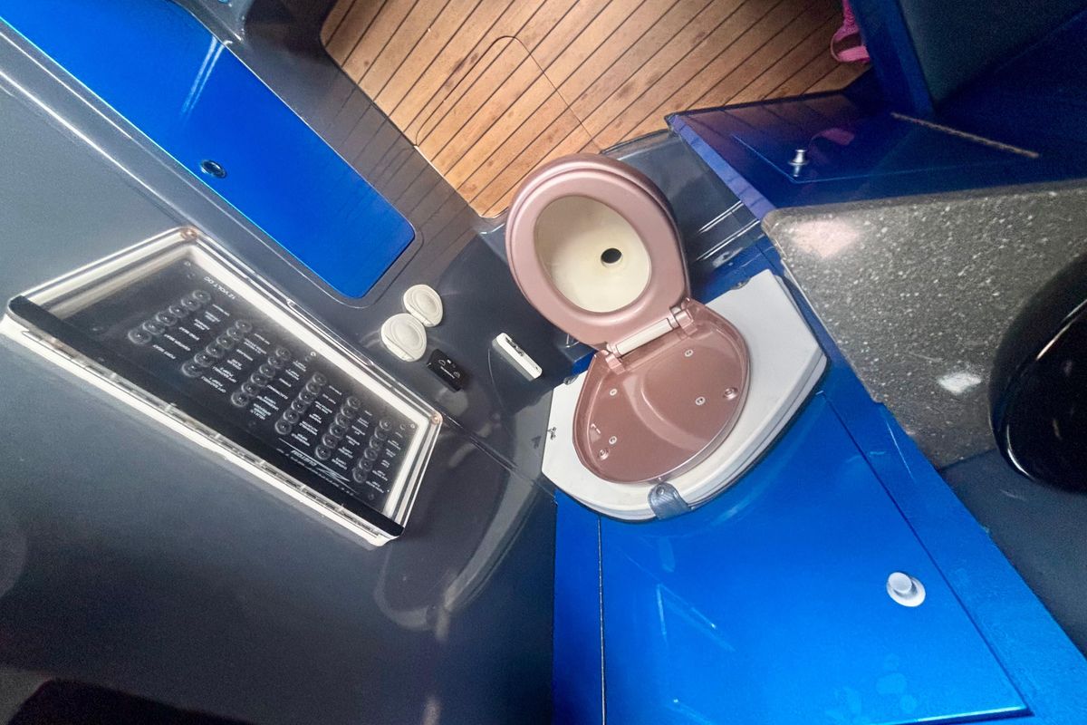 2016 Hydra-Sports 42 