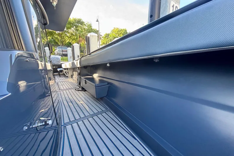  Yacht Photos Pics 2016 Hydra-Sports 4200 Siesta boat deck with sleek design and modern features.