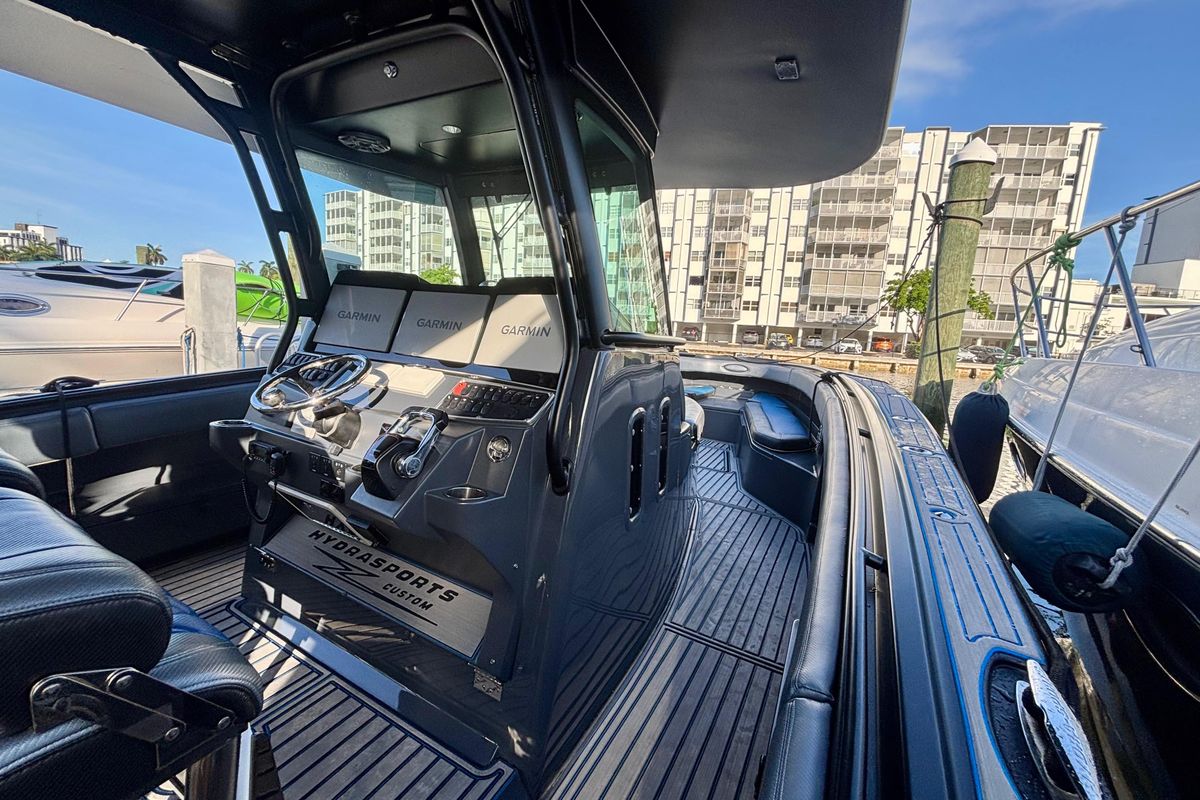 2016 Hydra-Sports 42 