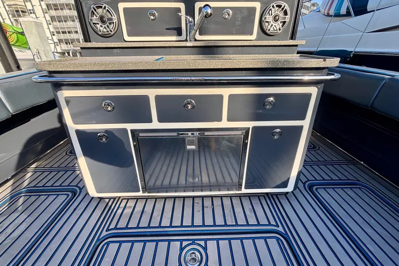  Yacht Photos Pics 2016 Hydra-Sports 4200 Siesta boat interior with sleek cabinetry and modern design.