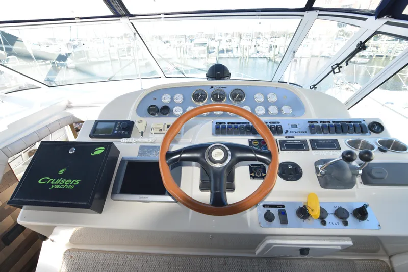 La Vita Bella Yacht Photos Pics 