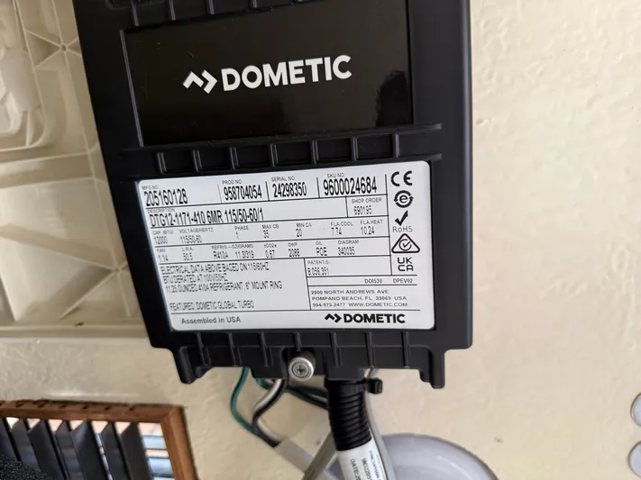 Rhode Waves Yacht Photos Pics Dometic air conditioning unit on Eastern 27 Islander Hardback, 2018 model.