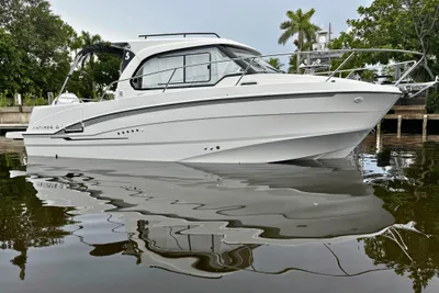 Beneteau Antares 8