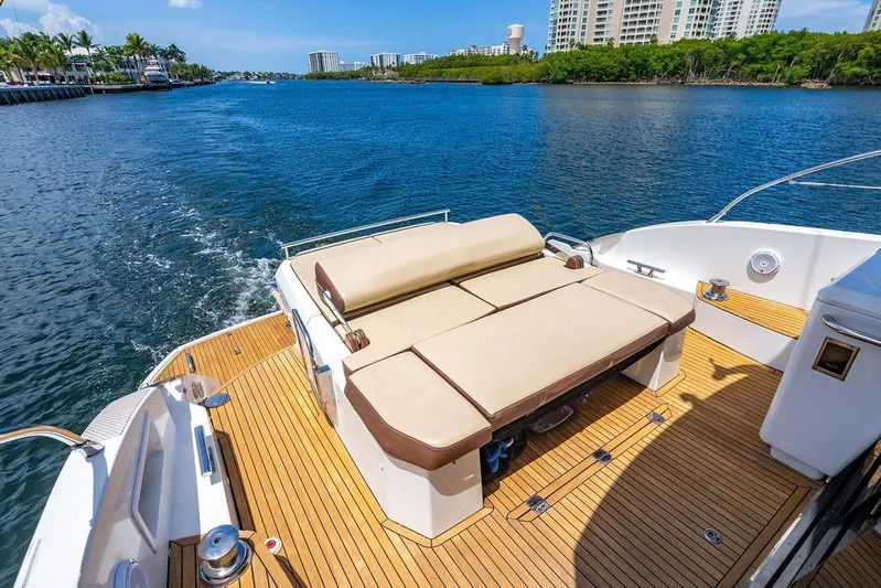 Endurance Yacht Photos Pics Luxurious 2016 Azimut Atlantis 50 yacht with spacious deck and scenic waterway view.