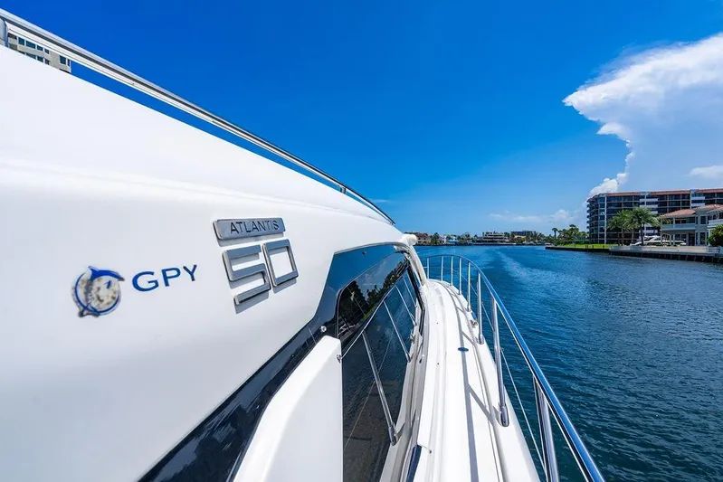 Endurance Yacht Photos Pics Azimut Atlantis 50 yacht cruising on a sunny day, 2016 model.