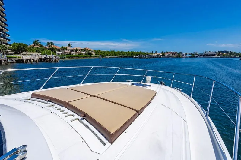 Endurance Yacht Photos Pics 2016 Azimut Atlantis 50 yacht with sunbathing deck, cruising on a sunny day.