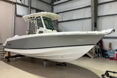 Boston Whaler 250 Outrage