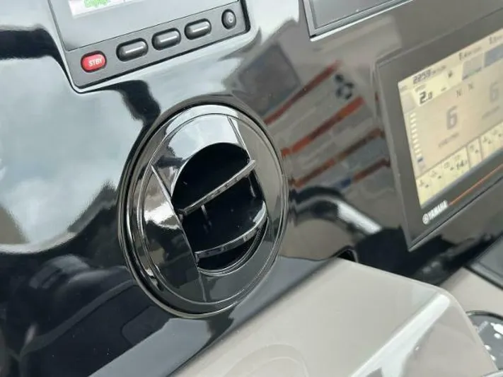  Yacht Photos Pics Dashboard of 2019 Pursuit DC 325 Dual Console with Yamaha display and controls.
