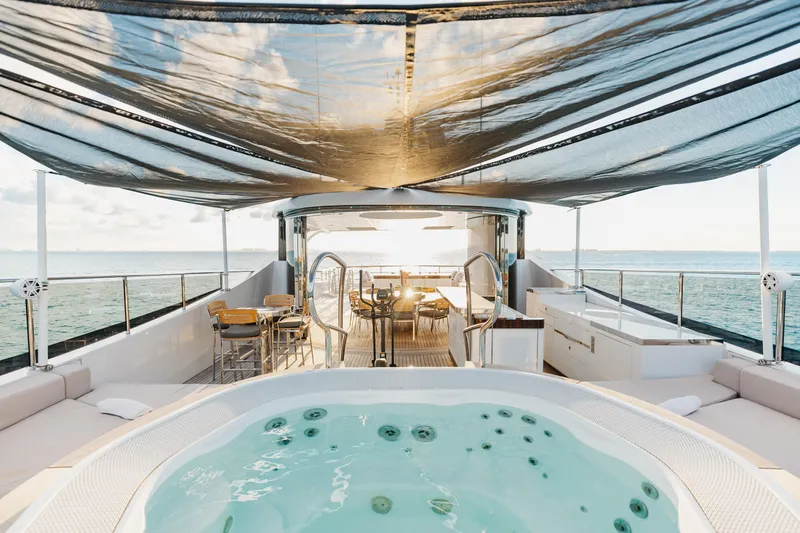 Domani Yacht Photos Pics 