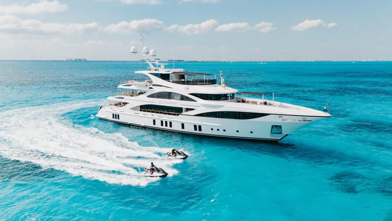 Domani Yacht Photos Pics 