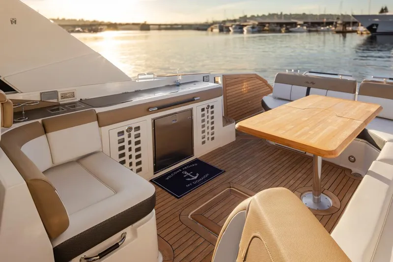 Domaign Yacht Photos Pics Cockpit Aft