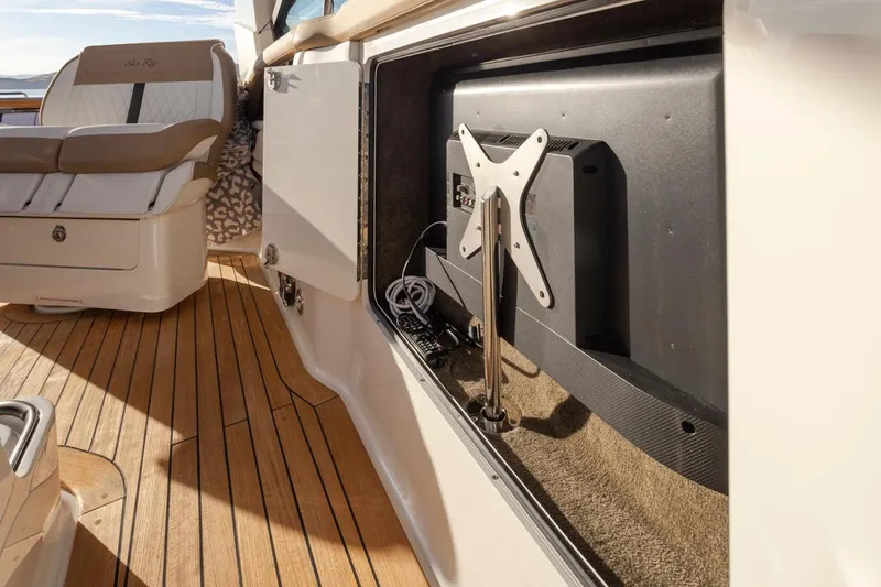 Domaign Yacht Photos Pics Port Side TV