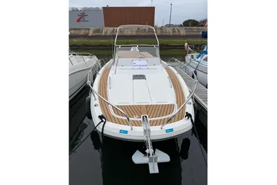 2021 Beneteau Flyer 8 SUNdeck