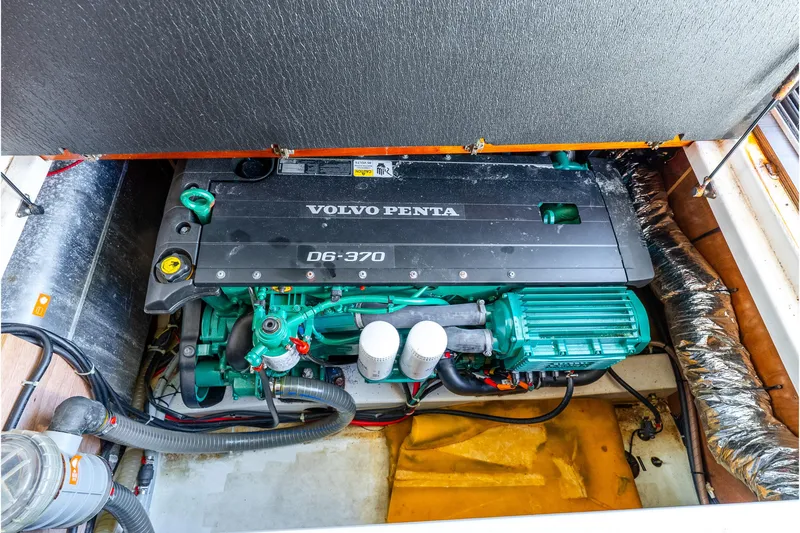 Yacht Photos Pics Volvo Penta D6-370 engine in 2017 Beneteau Swift Trawler 30, detailed view.