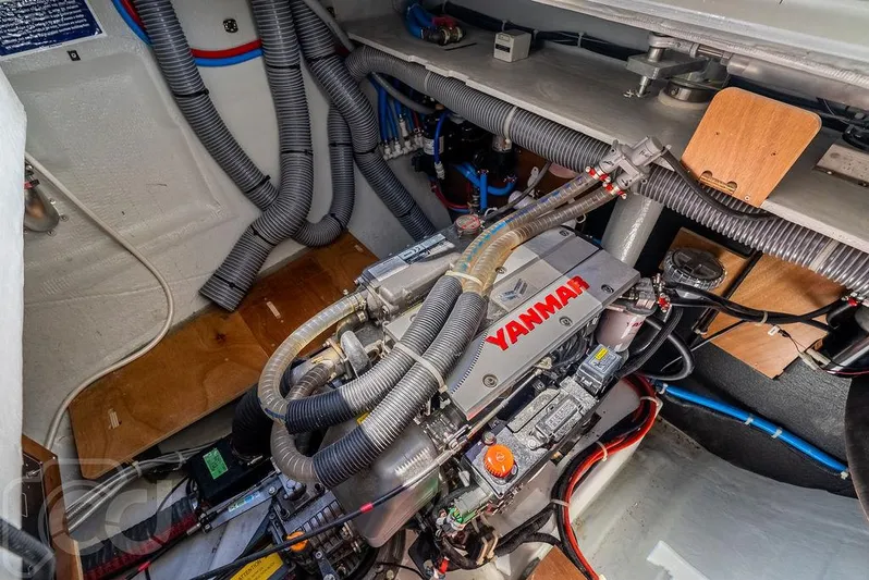 Flying B Yacht Photos Pics 