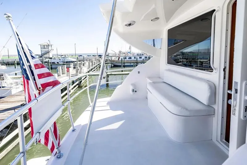 Reel Busy Yacht Photos Pics 