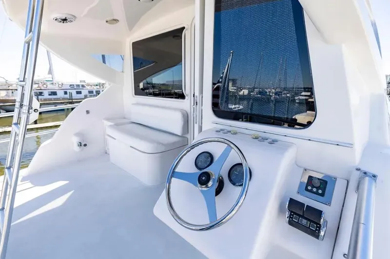 Reel Busy Yacht Photos Pics 