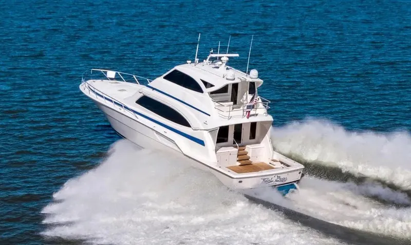 Reel Busy Yacht Photos Pics 