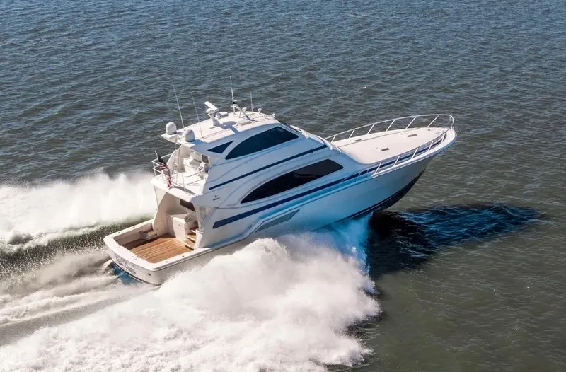 Reel Busy Yacht Photos Pics 