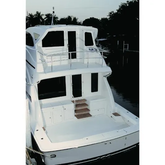 Reel Busy Yacht Photos Pics Cockpit