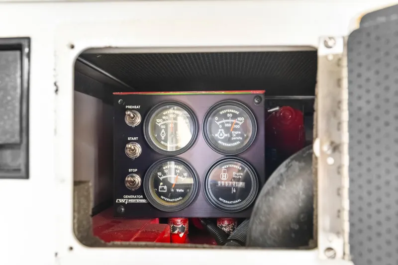 Black Diamond Yacht Photos Pics Control panel of a 2016 Formula 45 Yacht engine compartment.