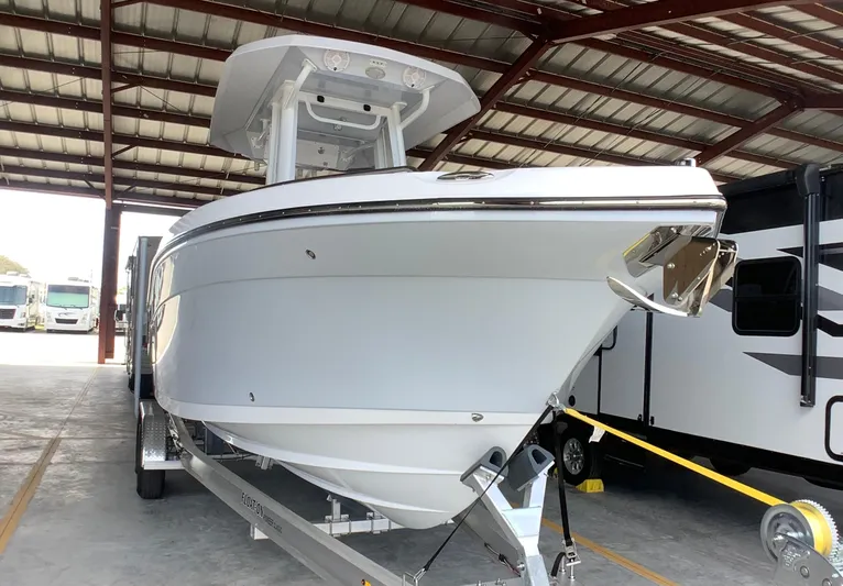 Highly Upgraded - 2025 Century 2600 Cc Yacht Photos Pics 