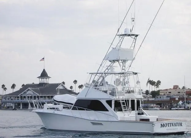 Motivator Yacht Photos Pics 