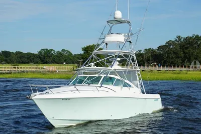 Contender 38 Express