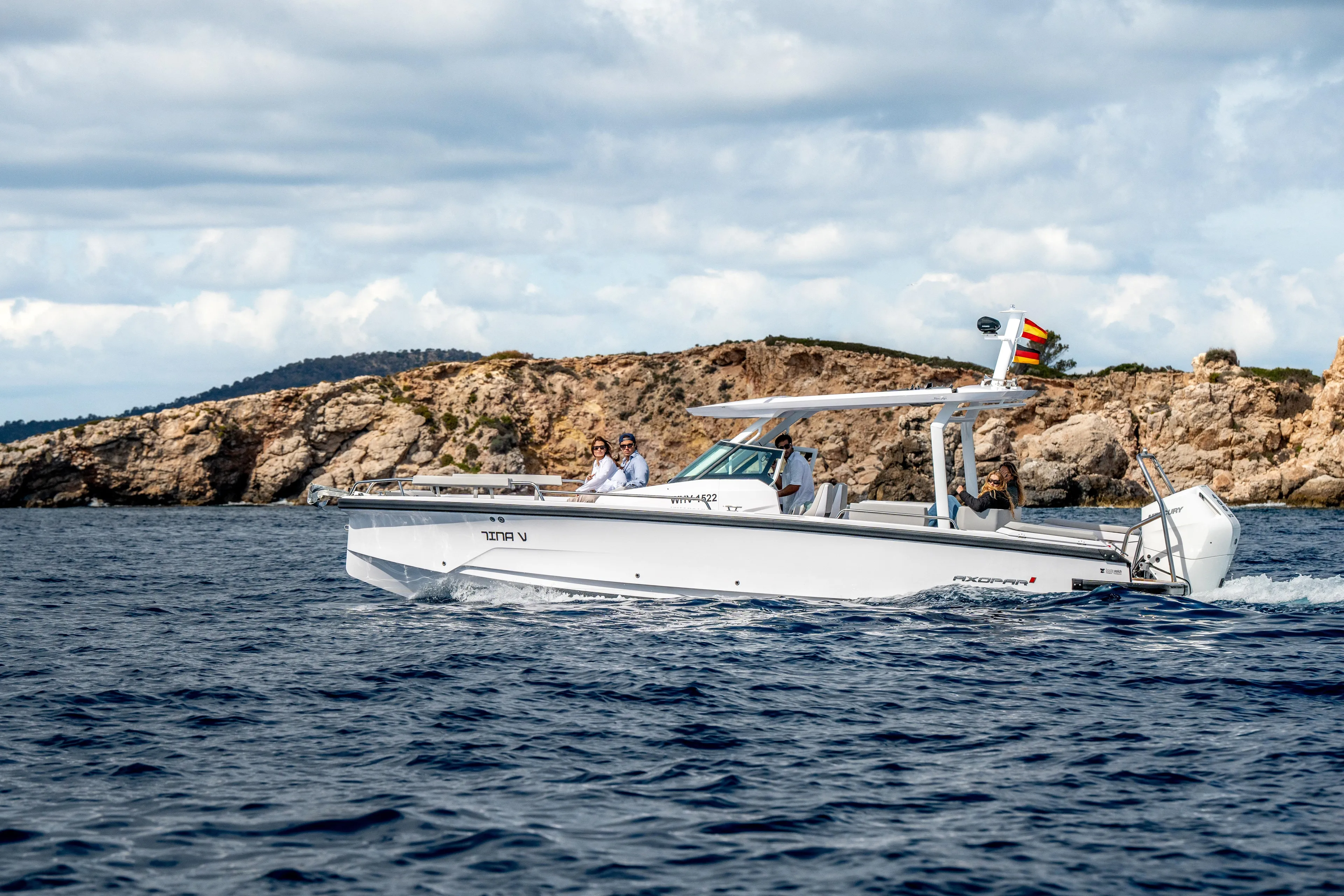 2025 Axopar 29 ST Sun Top