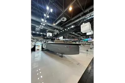 2025 Axopar 29 Sun-Top