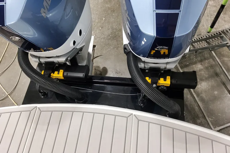  Yacht Photos Pics 2026 Formula 310 Bowrider OB with dual outboard motors, top view.