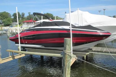 Crownline Eclipse E2